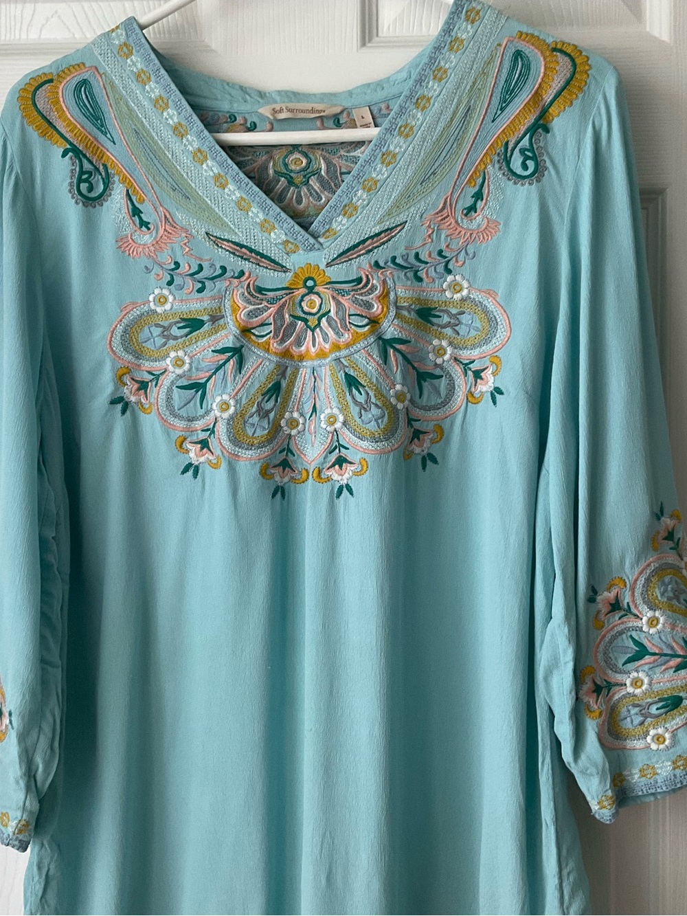 Soft Surroundings Embroidered Tunic Size Large Seafoam Blue